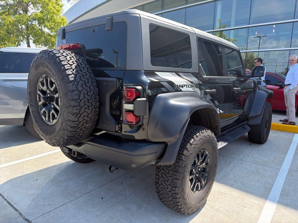 Used 2023 Ford Bronco Raptor AWD/4WD image 2