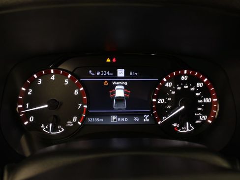 Used 2024 Nissan Frontier PRO-4X w/ Technology Package AWD/4WD image 11