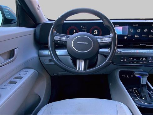 Certified 2024 Hyundai Kona SEL AWD/4WD image 6