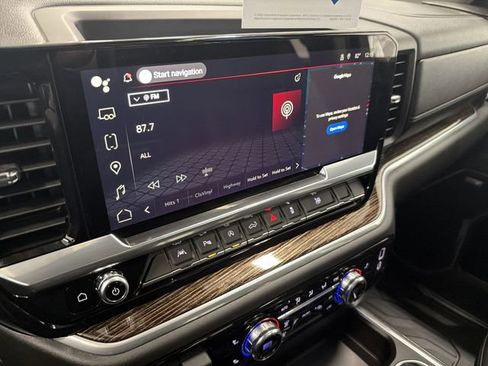 New 2026 GMC Sierra 1500 Elevation w/ Elevation Premium Package AWD/4WD image 24