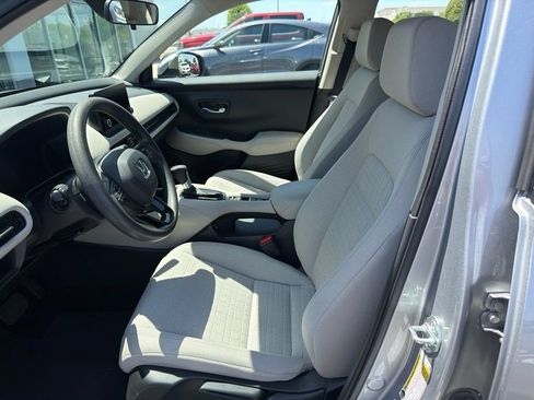 Used 2024 Honda HR-V LX image 10