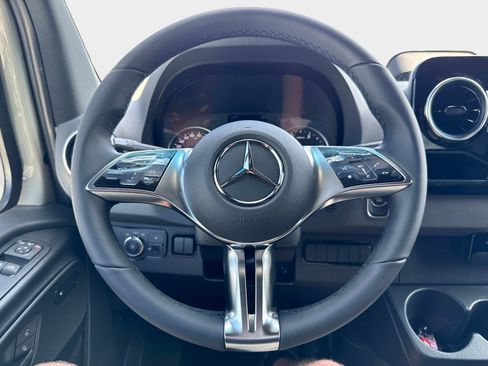 New 2026 Mercedes-Benz Sprinter 2500 image 21