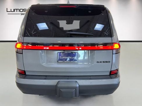 Used 2025 Lexus GX 550 w/ Accessory Package (2T) AWD/4WD image 6