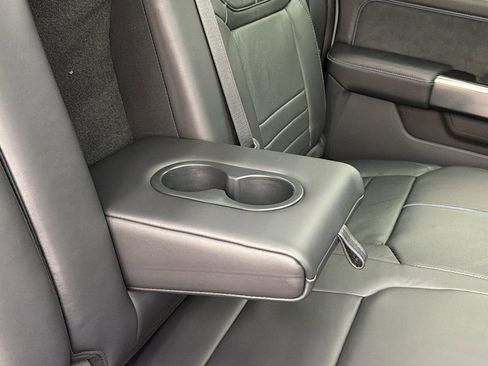 Used 2025 Ford F250 Platinum image 44