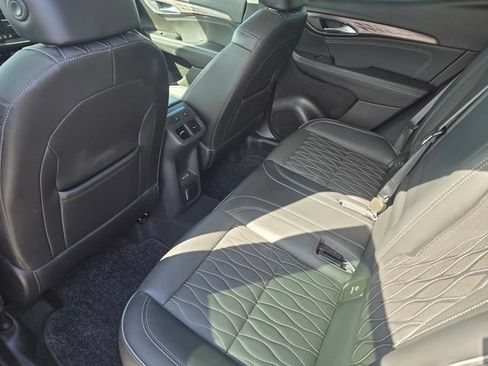 Used 2023 Buick Envision Avenir FWD image 12