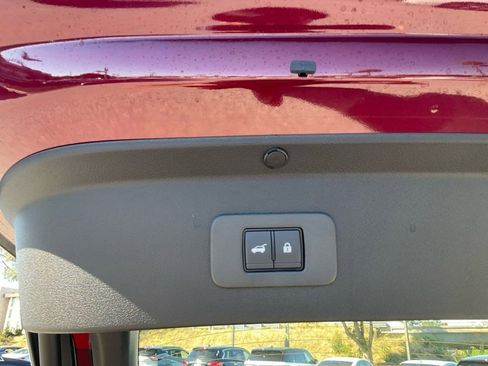 New 2026 Nissan Leaf Platinum+ w/ Cargo Package (Platinum+) image 10