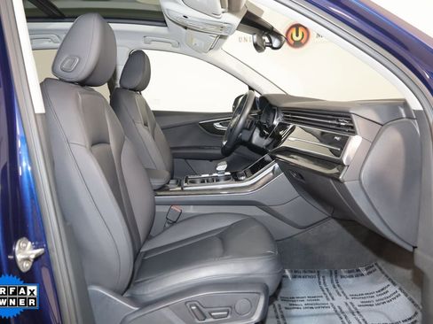 Used 2022 Audi Q7 Premium Plus image 13