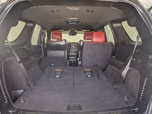Used 2019 Dodge Durango SRT w/ Technology Group AWD/4WD image 25