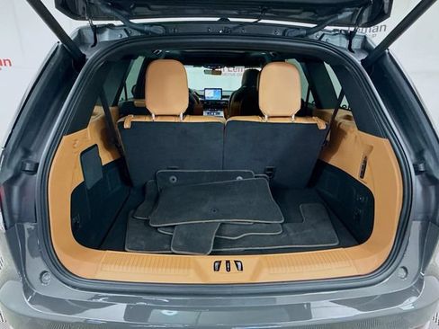 Used 2024 Lincoln Aviator Black Label w/ Dynamic Handling Package AWD/4WD image 28