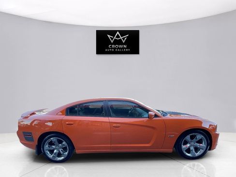 Used 2014 Dodge Charger R/T image 4