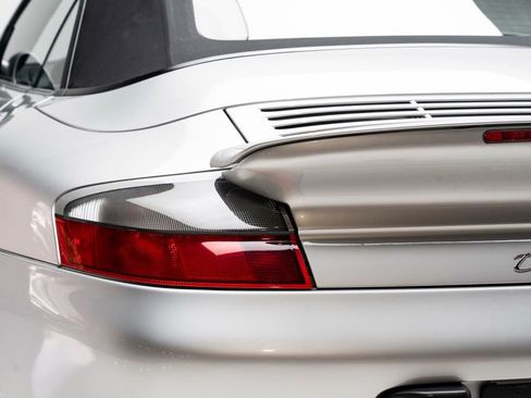 Used 2004 Porsche 911 Turbo image 69