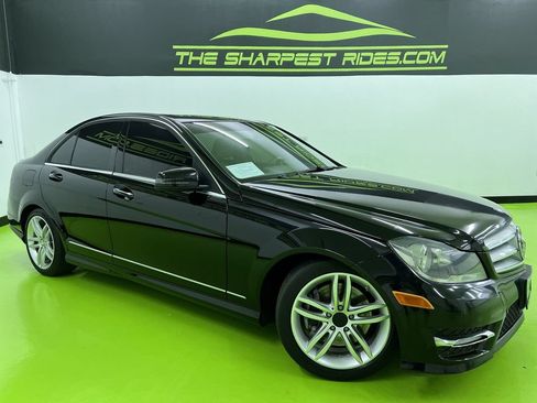 Used 2013 Mercedes-Benz C 300 4MATIC Sedan w/ Premium 1 Pkg image 1