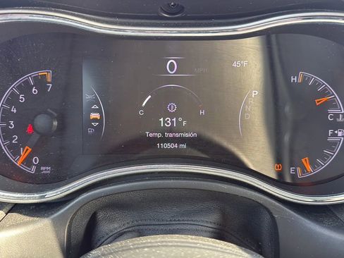 Used 2018 Jeep Grand Cherokee Limited image 10