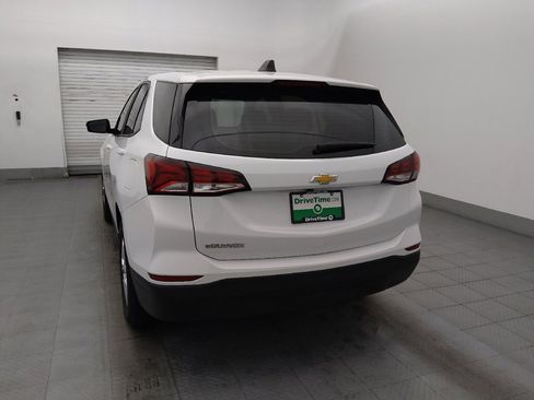 Used 2022 Chevrolet Equinox LS image 6