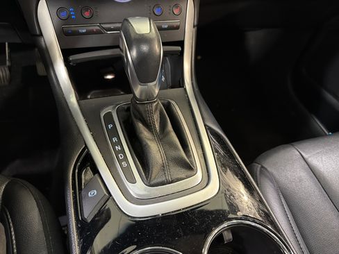 Used 2018 Ford Edge Titanium w/ Equipment Group 301A image 20