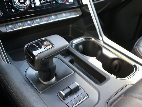 Used 2024 GMC Sierra 1500 AT4 w/ AT4 Premium Package image 26