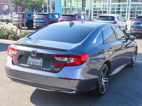 Used 2022 Honda Accord Touring image 5