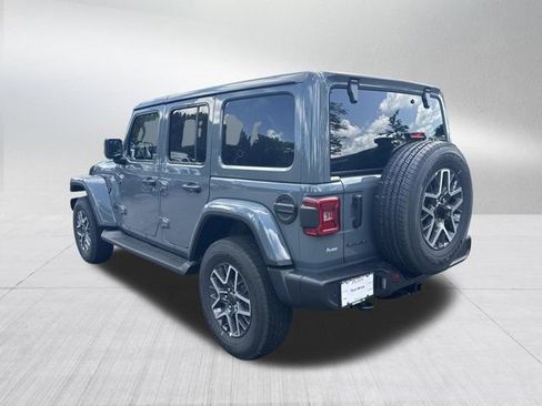 New 2026 Jeep Wrangler Unlimited Sahara AWD/4WD image 7