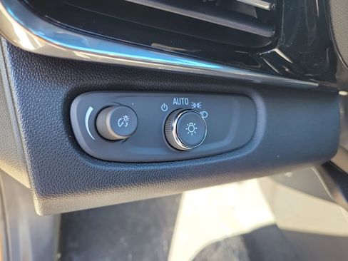 New 2026 Buick Envista Avenir image 25