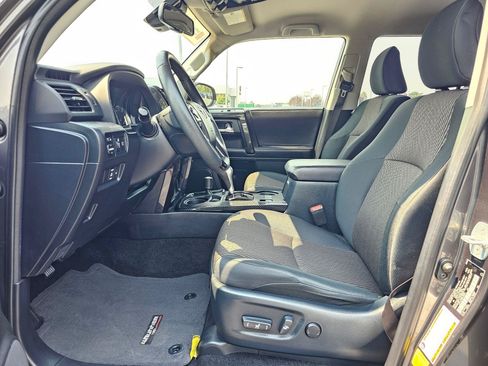 Used 2023 Toyota 4Runner TRD Off-Road AWD/4WD image 19