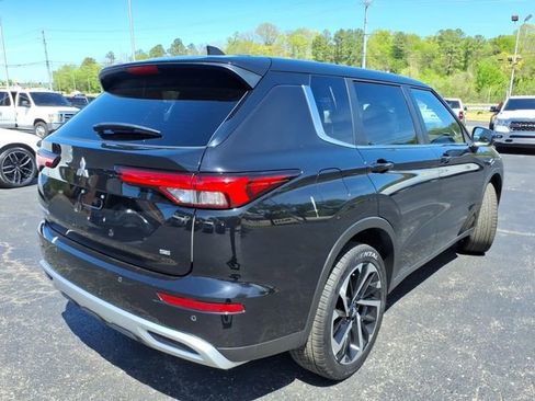 Used 2024 Mitsubishi Outlander SE FWD image 26