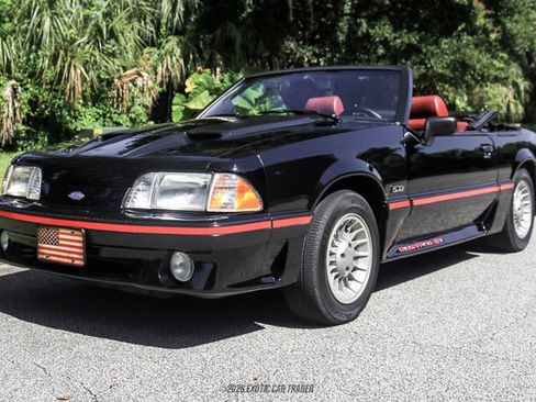Used 1988 Ford Mustang GT RWD image 14