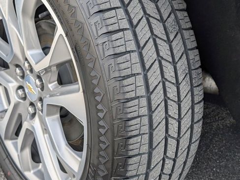 Used 2020 Chevrolet Traverse Premier image 32