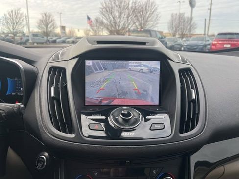 Certified 2018 Ford C-MAX Titanium w/ Equipment Group 301A image 22