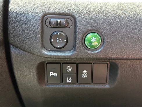 Certified 2020 Honda Pilot Touring image 14