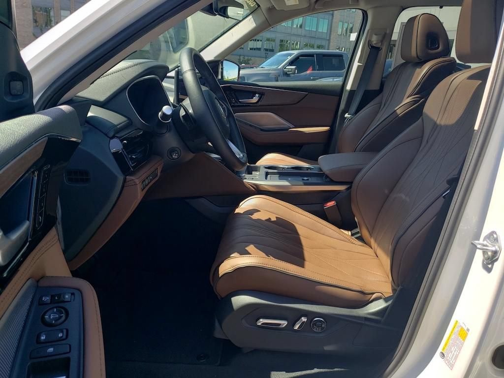Certified 2026 Acura MDX w/ Advance Package AWD/4WD image 18