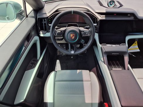 New 2026 Porsche Cayenne S AWD/4WD image 15