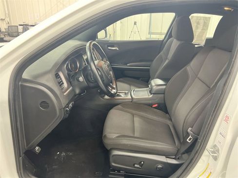 Used 2022 Dodge Charger SXT image 18