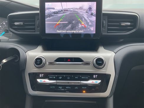 Used 2021 Ford Explorer 2WD image 22