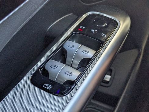 New 2026 Mercedes-Benz GLC 300 image 25