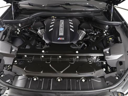 Used 2021 BMW X5 M w/ Executive Package image 72