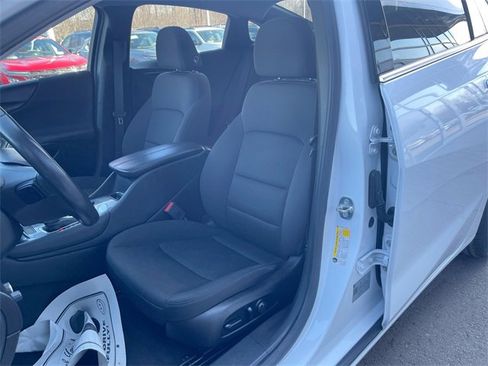Certified 2018 Chevrolet Malibu LT image 19