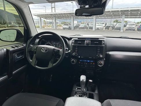 Used 2020 Toyota 4Runner TRD Pro AWD/4WD image 31