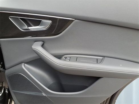 New 2026 Audi Q8 Premium Plus image 7