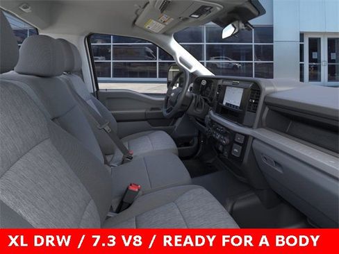 New 2025 Ford F350 XL w/ XL Chrome Package image 33