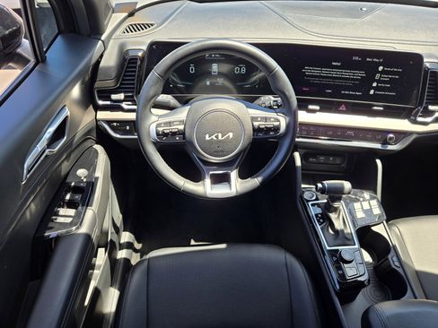 Used 2023 Kia Sportage X-Line AWD/4WD image 12
