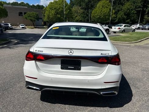 Used 2024 Mercedes-Benz E 350 4MATIC Sedan image 6