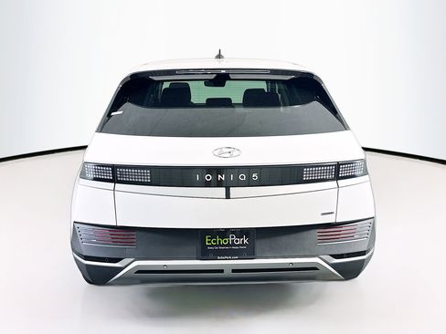 Used 2024 Hyundai Ioniq 5 SEL image 7