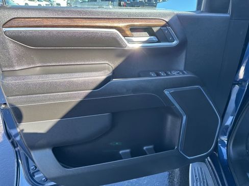 Used 2023 GMC Sierra 1500 SLE w/ Snow Plow Prep Package image 14