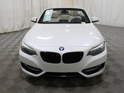 Used 2017 BMW 230i Convertible image 43