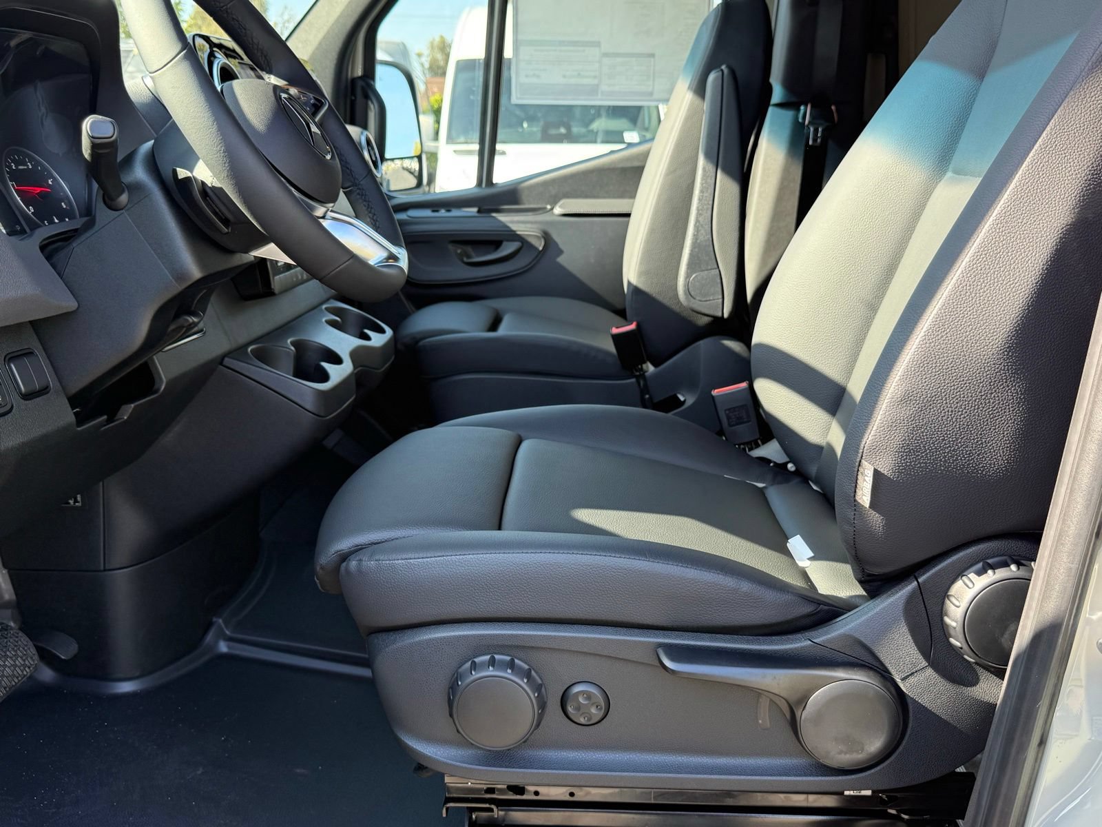 New 2026 Mercedes-Benz Sprinter 2500 image 21