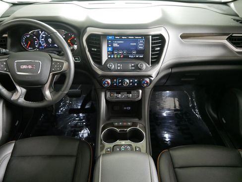 Used 2023 GMC Acadia AT4 w/ Technology Package AWD/4WD image 10