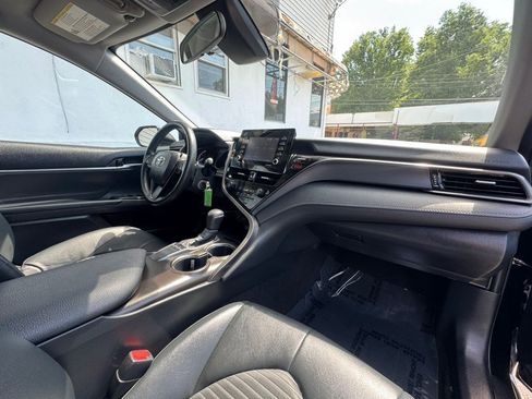 Used 2024 Toyota Camry SE FWD image 30