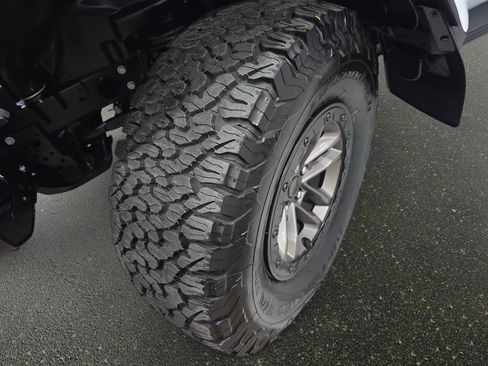 Used 2025 Jeep Wrangler Unlimited Rubicon 392 AWD/4WD image 36