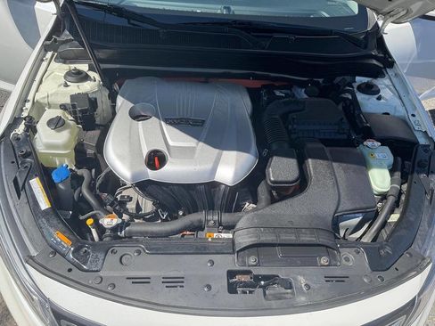 Used 2015 Kia Optima LX image 15