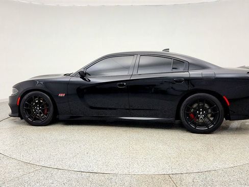 Used 2021 Dodge Charger Scat Pack w/ Dynamics Package image 2